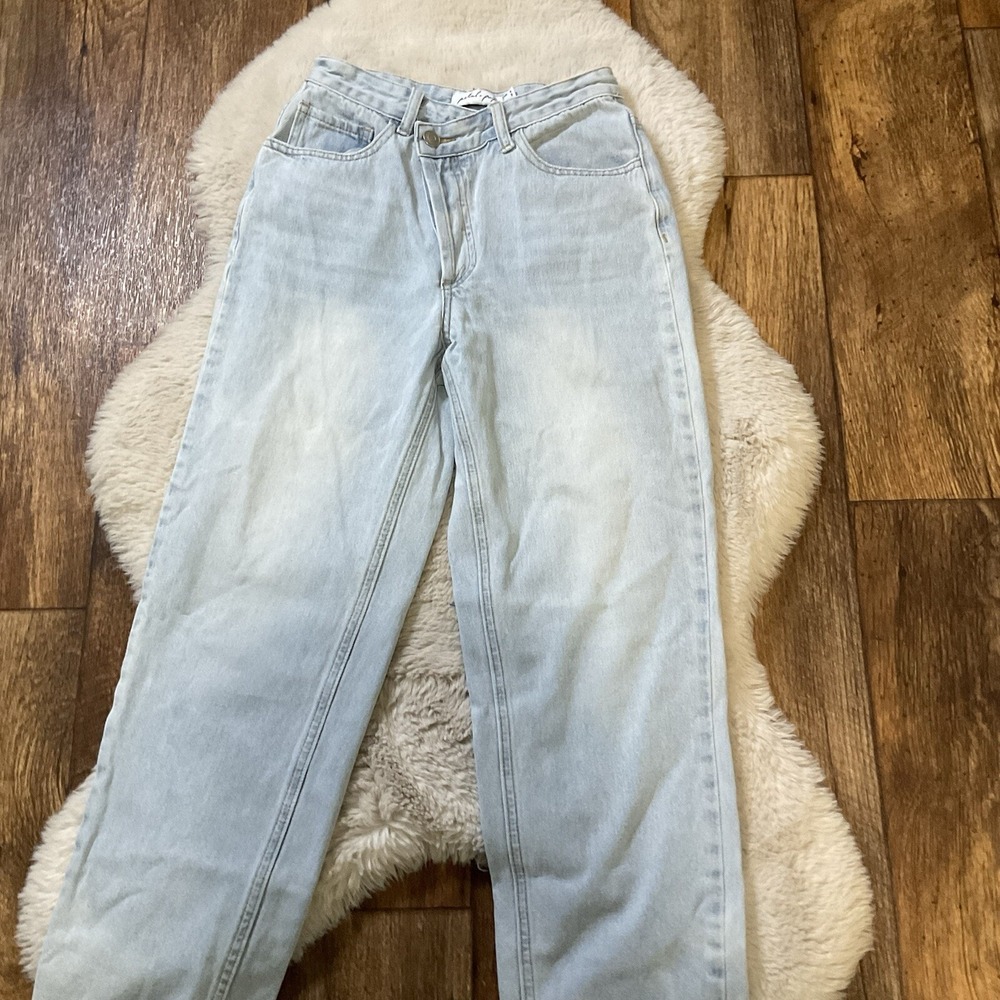 Petal & Pup Light Wash Asymmetrical Button Fly Denim Jeans Women's 0 Raw Hem‎ - Picture 3 of 10